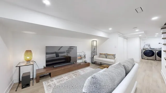 Additional image 27 of 201 Springdale Blvd