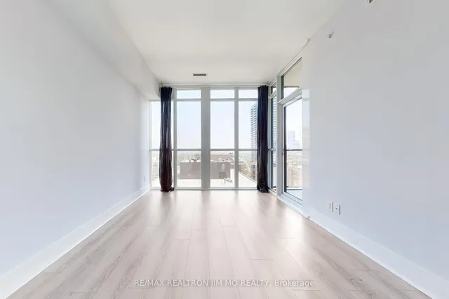 Additional image 5 of 32 Davenport Rd Unit 1706