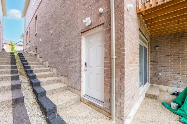 Additional image 43 of 588 Beckview Cres