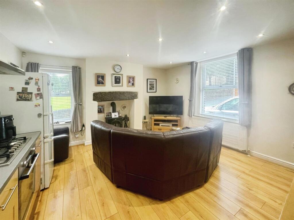 Additional image 4 of Moorside Road Bradford, BD2 2HB