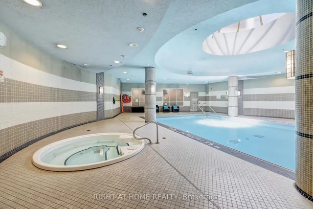 Additional image 33 of 55 De Boers Dr Unit LPH04