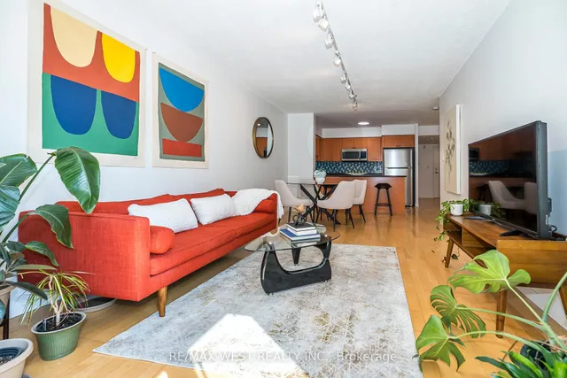 Additional image 19 of 1000 King St Unit 209