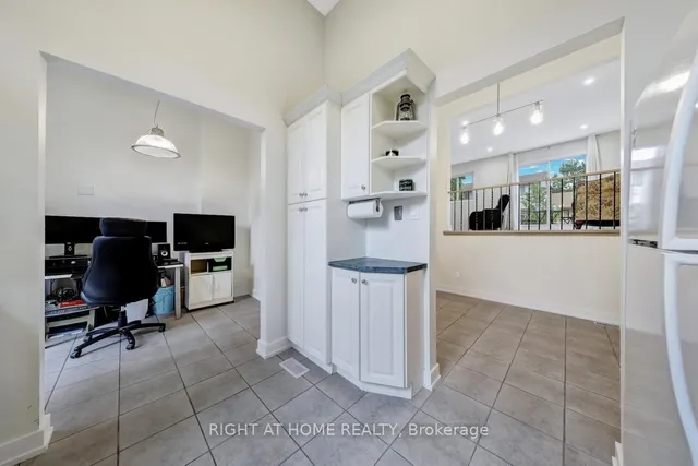 Additional image 9 of 129 Jenny Wren Way