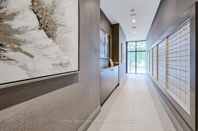 Additional image 29 of 39 Annie Criag Dr Unit 704