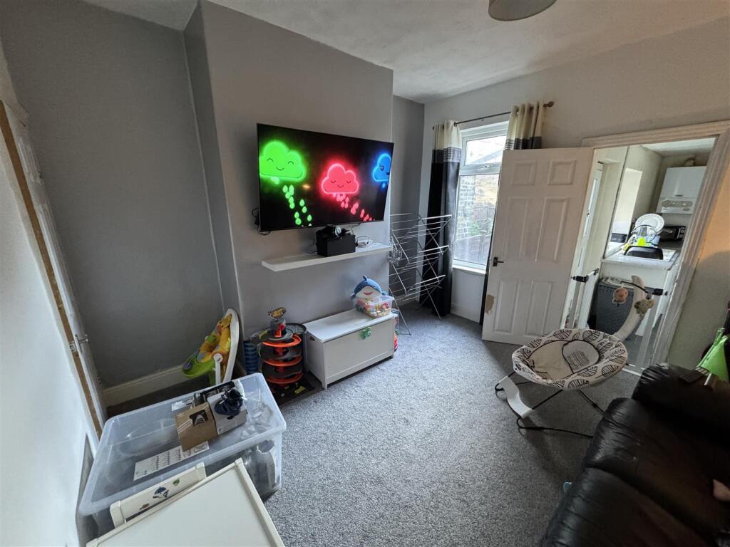 Additional image 3 of Mount Street, Eccleshill