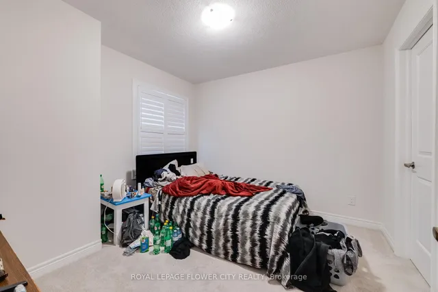 Additional image 20 of 588 Beckview Cres