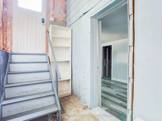 Additional image 36 of 169 PINEDALE Dr