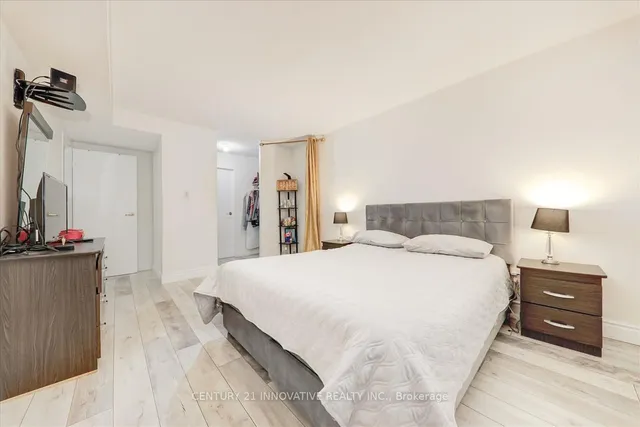 Additional image 21 of 10 Markbrook Lane Unit 1004