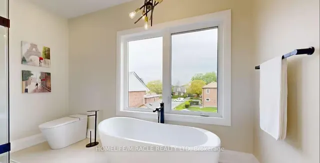 Additional image 20 of 10 Stamford Sq