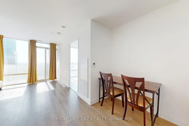 Additional image 28 of 501 Yonge St Unit 2701