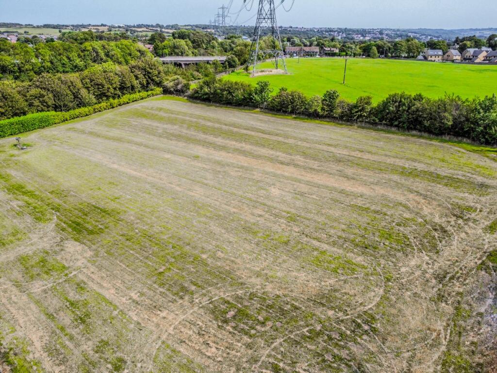 Additional image 37 of Latham Lane, Gomersal, Cleckheaton, West Yorkshire, BD19