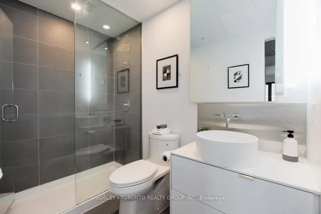 Additional image 31 of 383 Sorauren Ave Unit 308