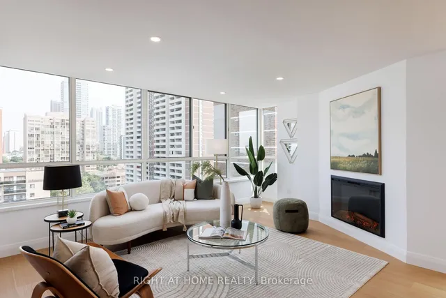 Additional image 14 of 130 Carlton St Unit 1403