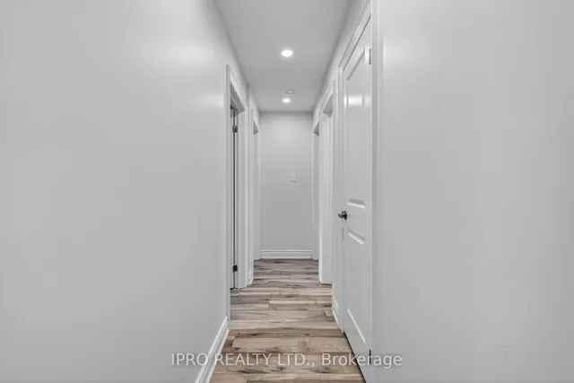 Additional image 19 of 34 Knox Ave