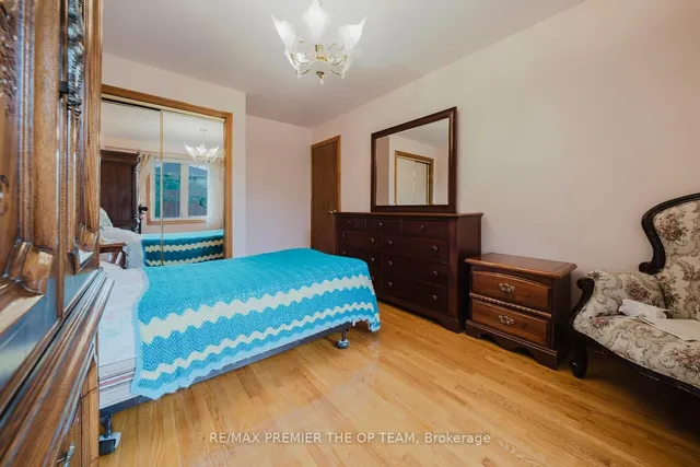 Additional image 21 of 142 Gracefield Ave