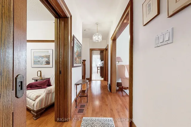 Additional image 5 of 159 ROSEMOUNT Ave