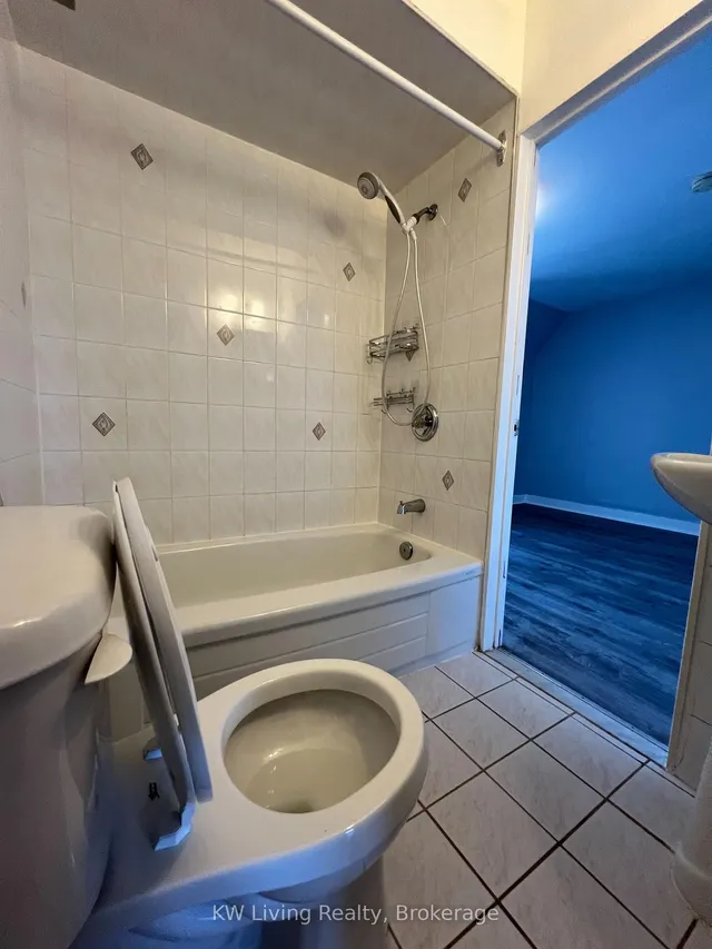 Additional image 16 of 36 Nassau St