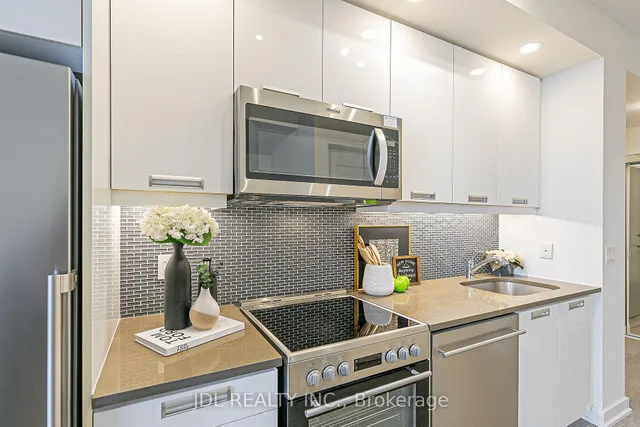 Additional image 9 of 99 John St Unit 3006