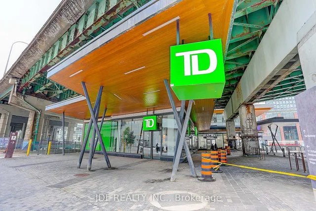 Additional image 35 of 19 Bathurst St Unit 3709