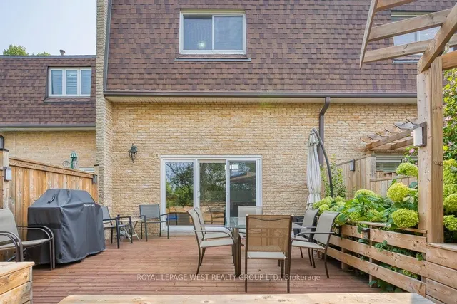 Additional image 45 of 92 Twenty Ninth St Unit 3