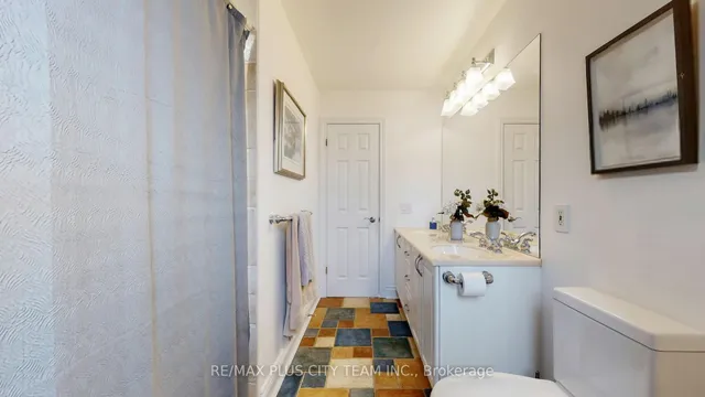 Additional image 34 of 34 Edge Park Ave