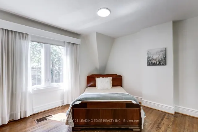 Additional image 8 of 210 WITHROW Ave