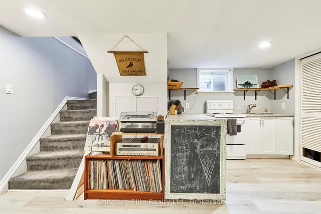 Additional image 33 of 62 Poplar Rd