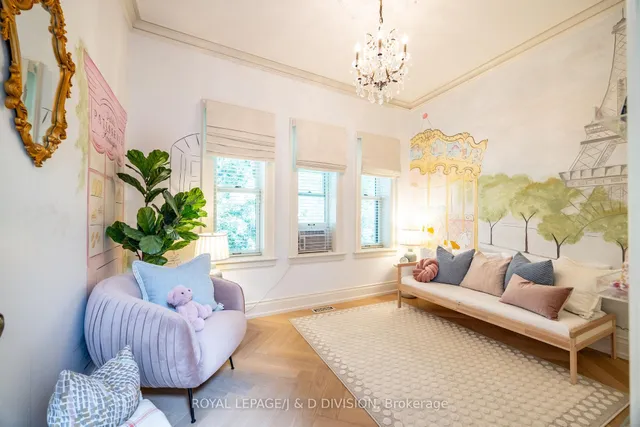 Additional image 26 of 36 Boswell Ave