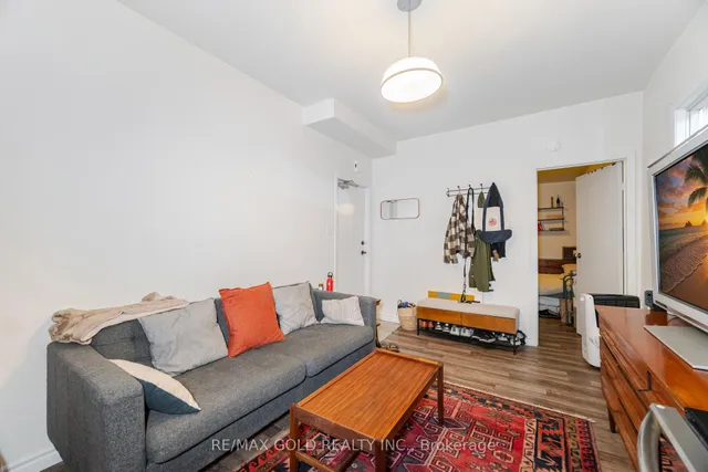 Additional image 7 of 60 Salem Ave