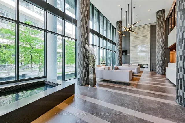 Additional image 4 of 39 Annie Criag Dr Unit 704