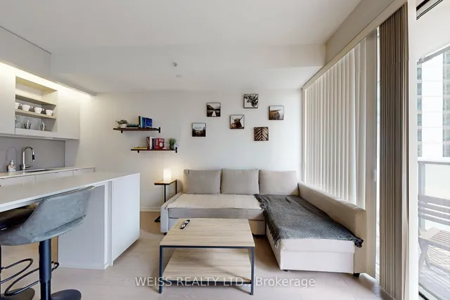 Additional image 8 of 101 Peter St Unit 1408