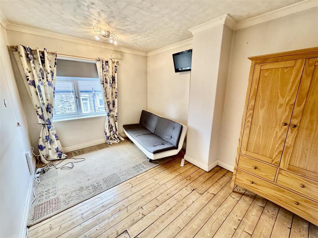 Additional image 7 of Haincliffe Place, Keighley, BD21 5BT