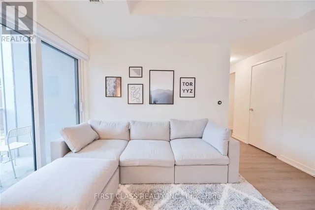 Additional image 3 of 1 Yorkville Ave Unit 608