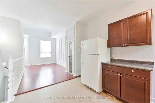 Additional image 14 of 269 Ontario St