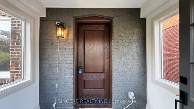 Additional image 5 of 123 Lawrence Ave