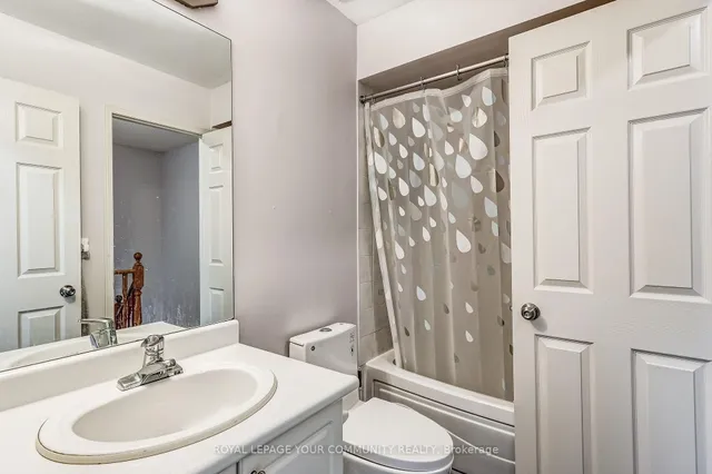 Additional image 29 of 23 Mondeo Dr