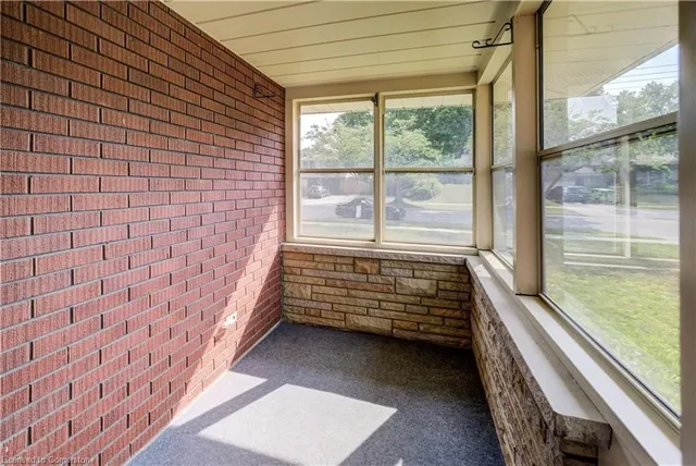 Additional image 47 of 74 Lakeside Dr