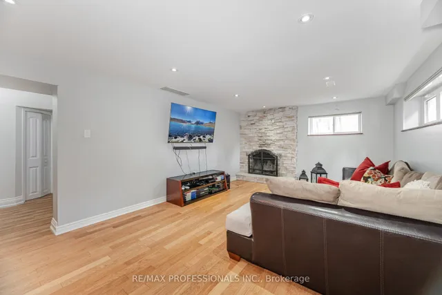 Additional image 41 of 2 The Keanegate