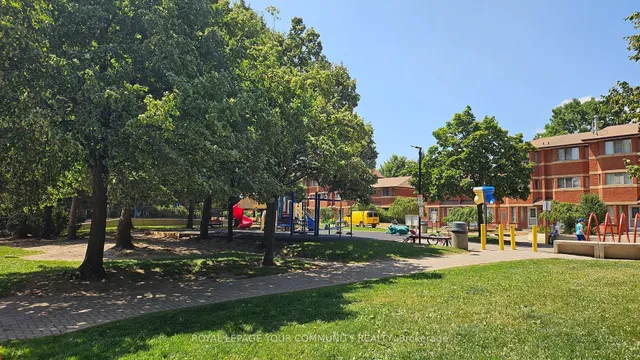 Additional image 2 of 2466 Eglinton Ave Unit 1203