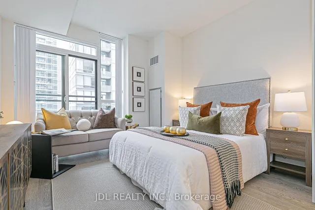 Additional image 6 of 99 John St Unit 3006