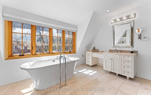 Additional image 36 of 211 Mutual St