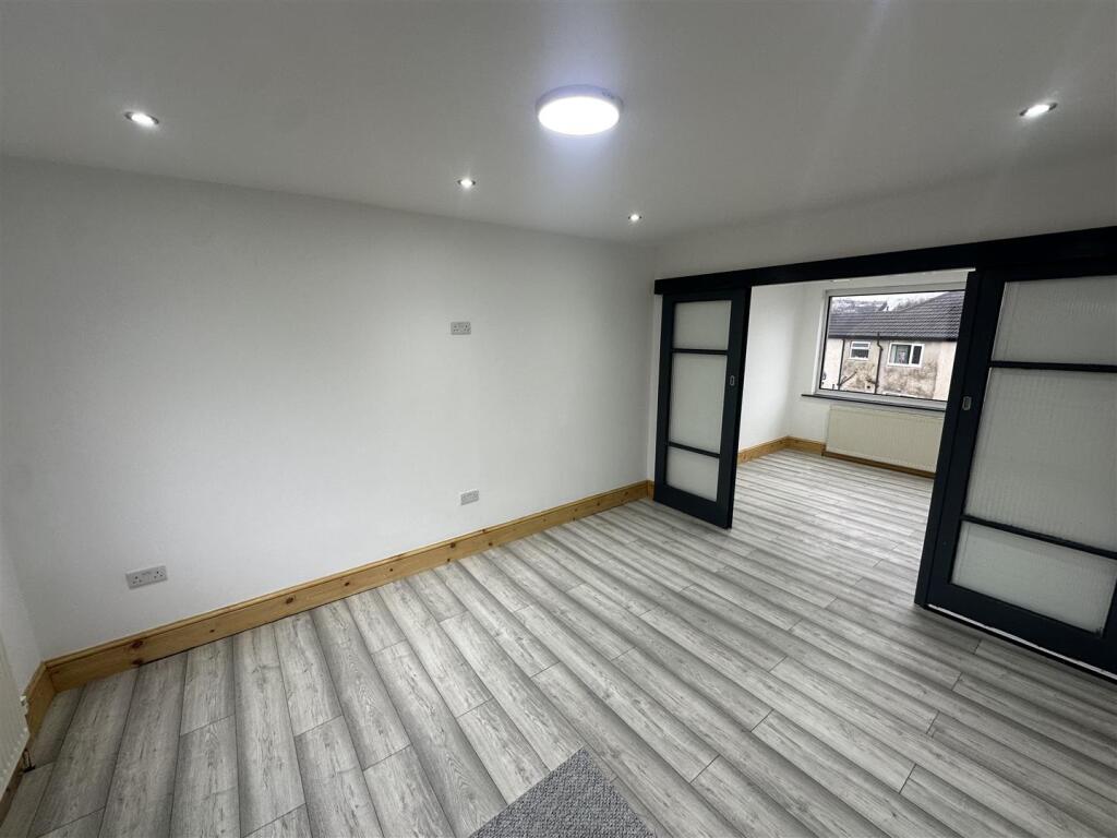 Additional image 4 of Hainworth Wood Road North, Keighley