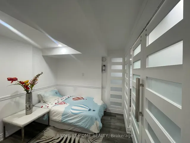 Additional image 26 of 60 Sandrift Sq