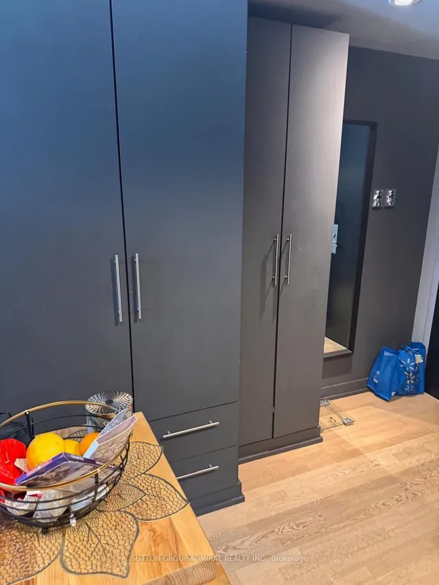 Additional image 11 of 650 KING St Unit 901