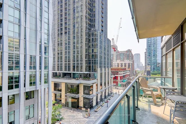 Additional image 23 of 18 Yorkville Ave Unit 704