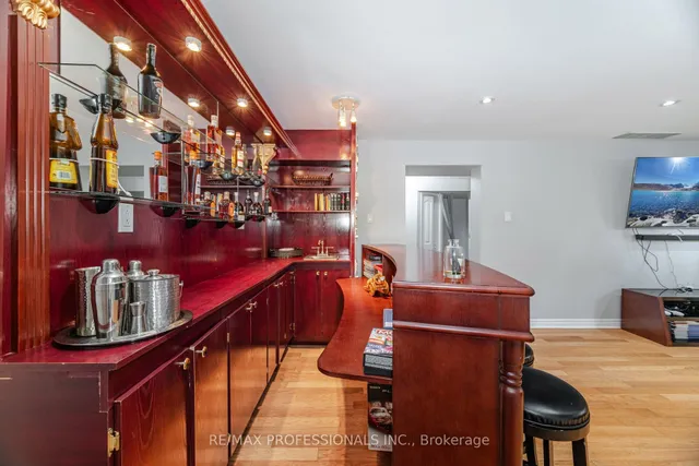 Additional image 42 of 2 The Keanegate