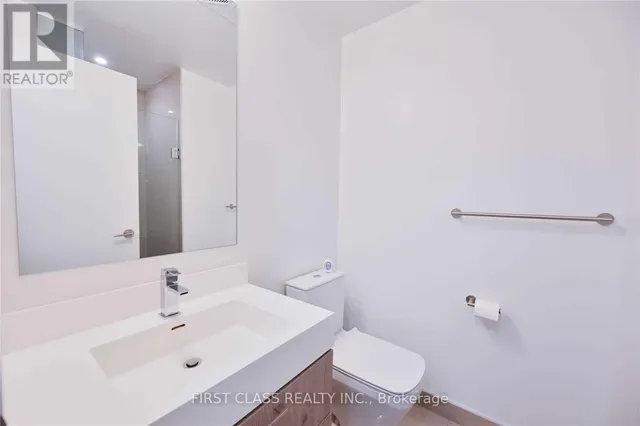 Additional image 5 of 1 Yorkville Ave Unit 608