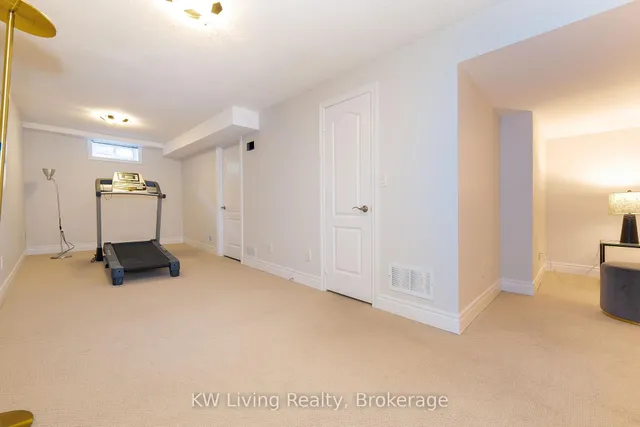 Additional image 33 of 23 Calvin Ave