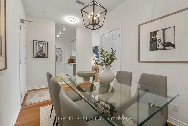 Additional image 13 of 18 Mondeo Dr Unit PH27