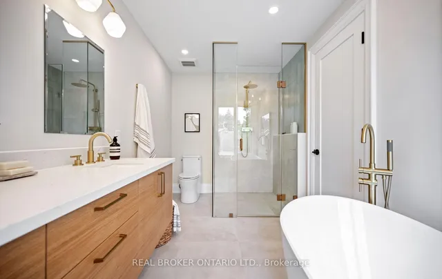 Additional image 39 of 94 Prince Edward Dr